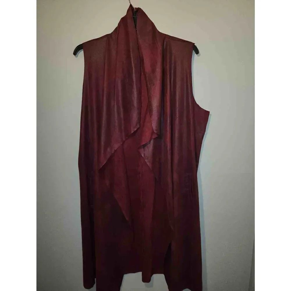 Oliver Long Vest